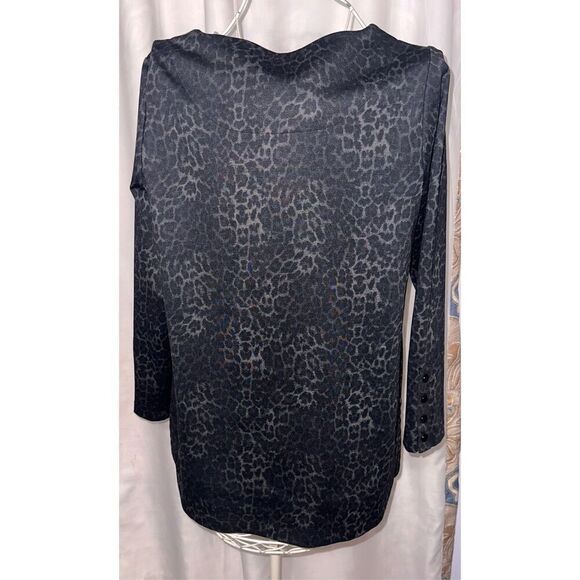Great CONDITION STUNNING Chico’s Womens animal print tunic NWOT black Size 1 (US - Picture 8 of 11